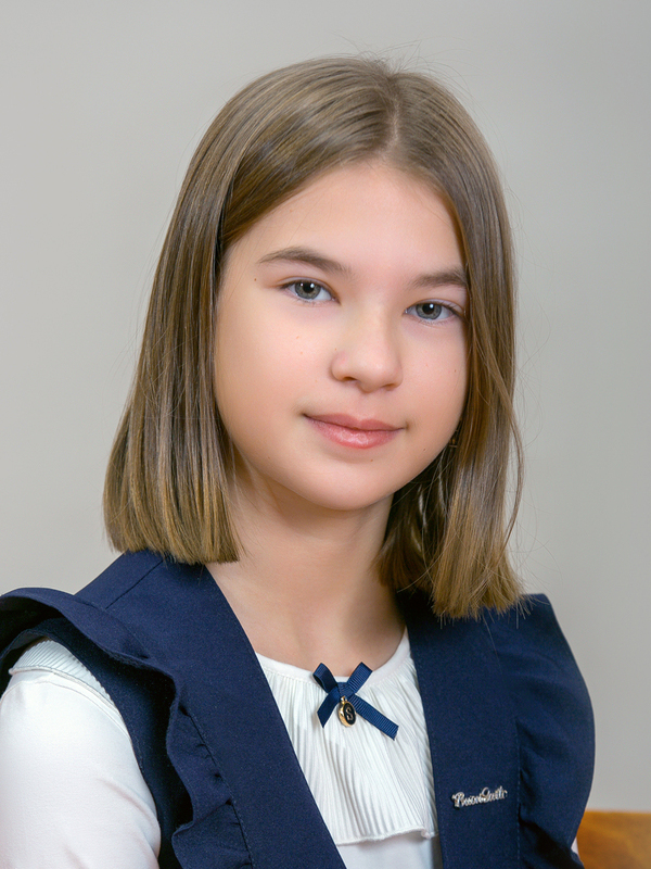Храпичева Елизавета.