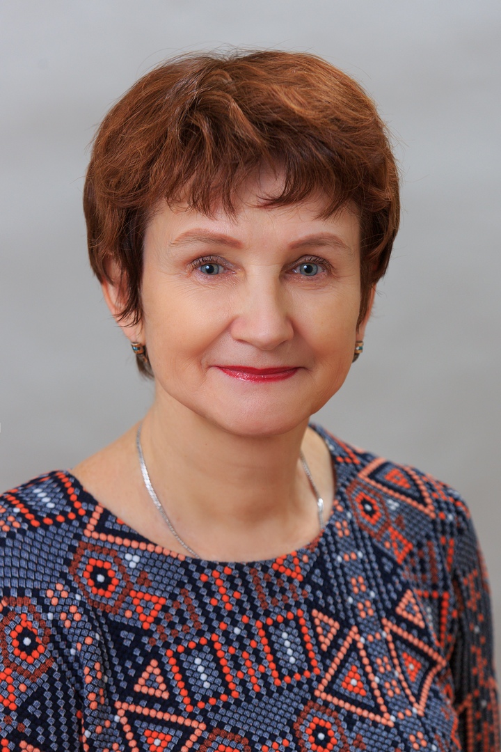 Мокина Дина Анатольевна.